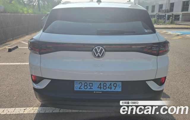 Volkswagen ID.4 Pro — пробег 36 300 км — фото 4 из 5