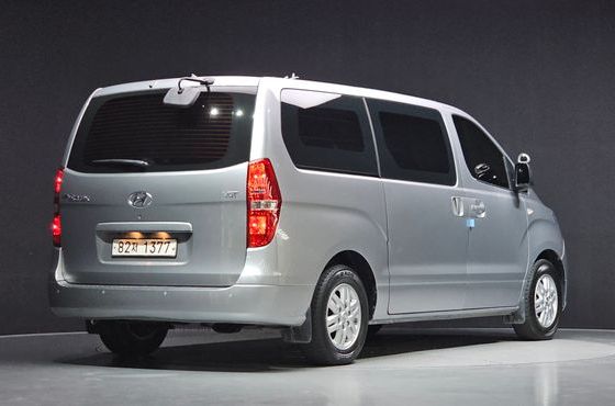 Hyundai Starex Van 3-Seater Smart — пробег 67 011 км — фото 2 из 5