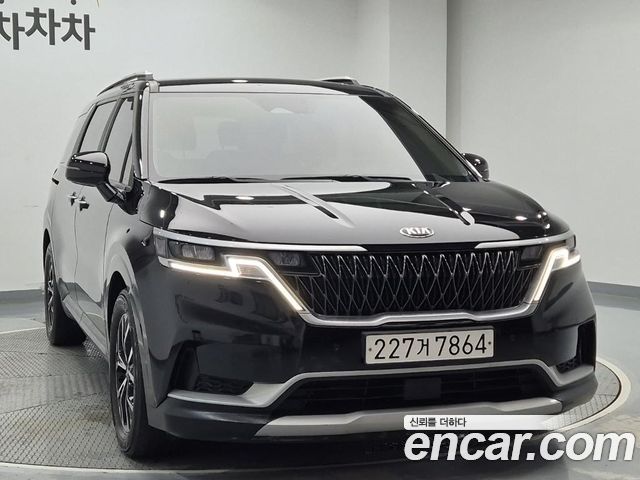 Kia Carnival 9-Seater Prestige — пробег 152 128 км — фото 4 из 5