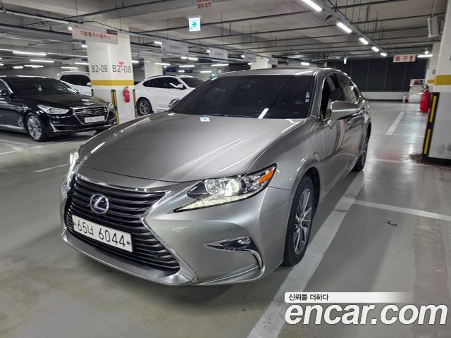Lexus ES Supreme XV60 — пробег 98 419 км — фото 1 из 5