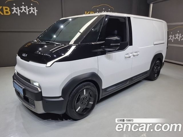 Kia PV5 Cargo Long Range Basic — пробег 21 018 км — фото 1 из 5