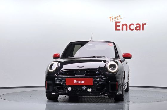 Mini Cooper Convertible JCW — пробег 8 846 км — фото 3 из 5