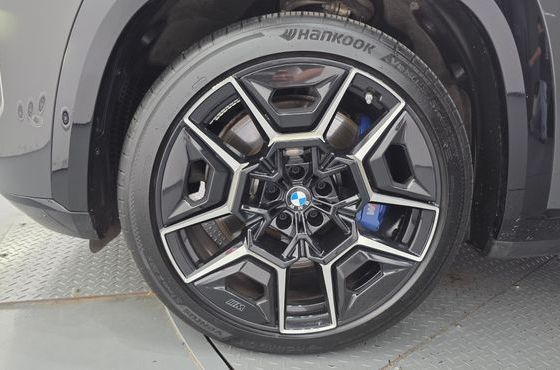 BMW XM 4.4 — пробег 140 400 км — фото 5 из 5