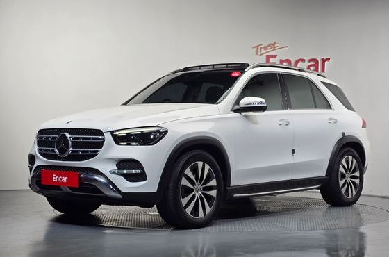 Mercedes-Benz GLE-Class GLE300d 4MATIC — пробег 43 099 км — фото 1 из 5