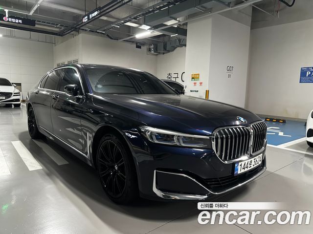 BMW 7-Series 750Li xDrive Design Pure Excellence — пробег 200 000 км — фото 2 из 5
