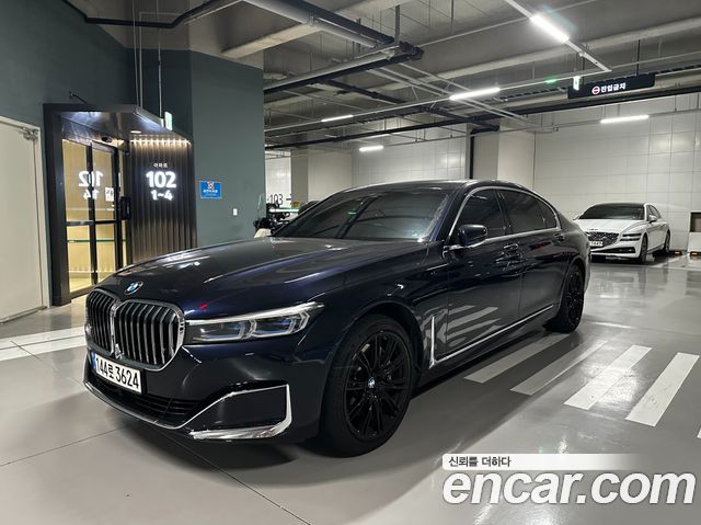 BMW 7-Series 750Li xDrive Design Pure Excellence — пробег 200 000 км — фото 3 из 5
