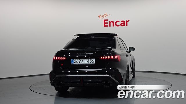 Audi RS3 2.5 TFSI Quattro Carbon Edition — пробег 7 139 км — фото 4 из 5