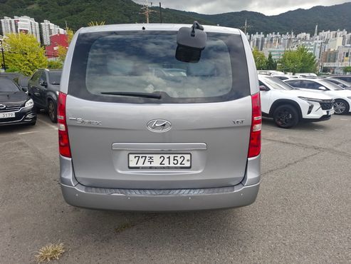 Hyundai Starex Wagon 12-Seater Smart — пробег 127 266 км — фото 3 из 5