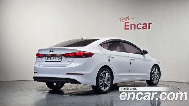 Hyundai AVANTE из Кореи Encar