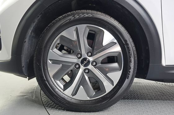 Kia Niro Air — пробег 43 030 км — фото 5 из 5