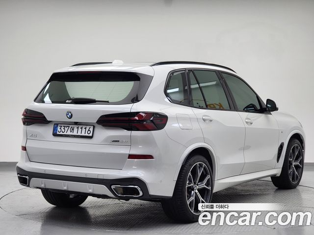 BMW X5 xDrive 40i M Sport — пробег 23 236 км — фото 2 из 5