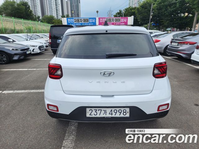 Hyundai Venue из Кореи Encar