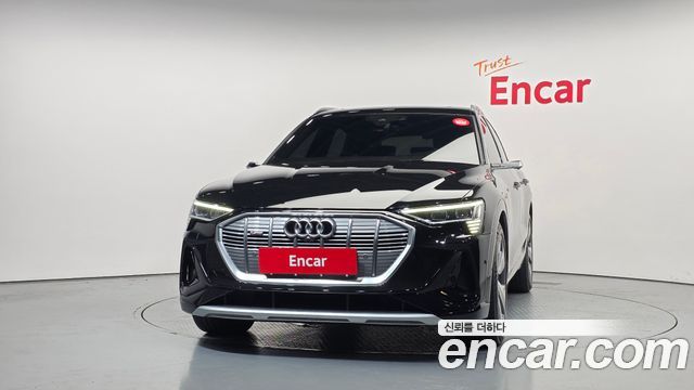 Audi e-tron 55 Quattro Sportback — пробег 63 725 км — фото 3 из 5