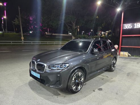 BMW iX3 M Sports — пробег 39 000 км — фото 1 из 5