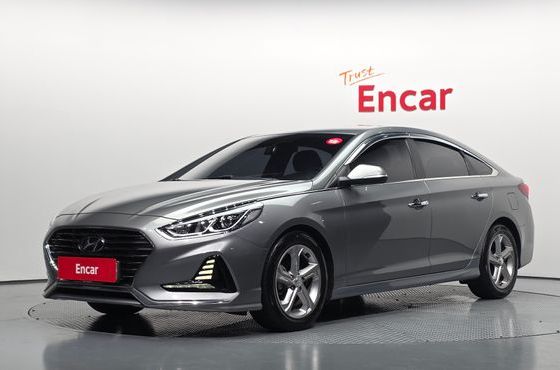 Hyundai Sonata 2.0 Smart — пробег 170 266 км — фото 1 из 5