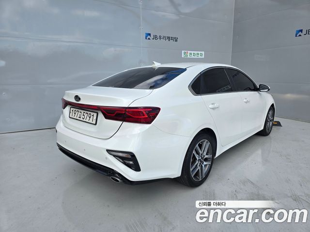 Kia K3 из Кореи Encar