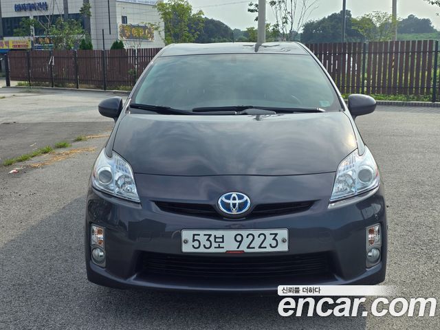 Toyota Prius 1.8 — пробег 43 094 км — фото 2 из 5