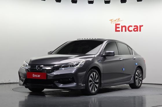 Honda Accord 2.0 Hybrid 9th — пробег 97 306 км — фото 1 из 5