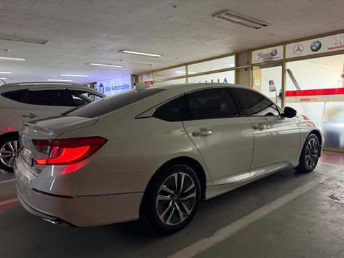 Honda Accord 2.0 Hybrid Touring — пробег 133 000 км — фото 4 из 5