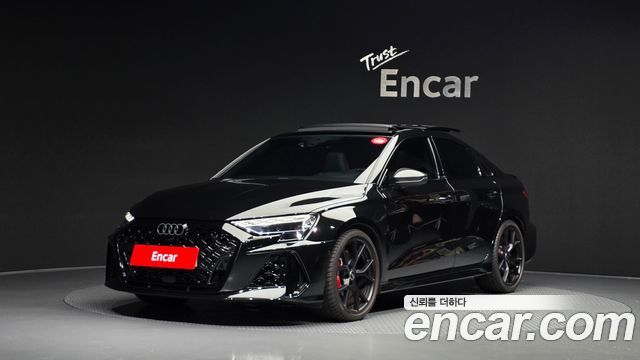 Audi RS3 2.5 TFSI Quattro — пробег 12 132 км — фото 1 из 5