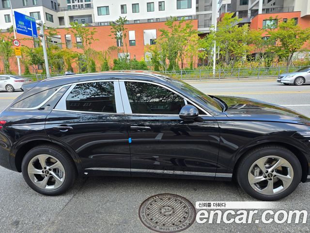 Genesis GV70 2.5T Gasoline AWD — пробег 25 069 км — фото 2 из 5