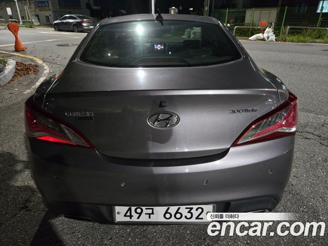 Hyundai Genesis из Кореи Encar