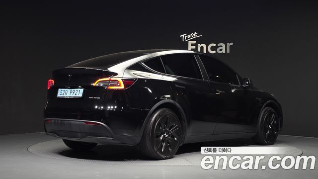Tesla Model Y Long Range AWD — пробег 141 501 км — фото 2 из 5
