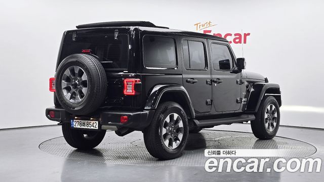 Jeep Wrangler 2.0 Overland Power Top 4Door — пробег 28 501 км — фото 2 из 5