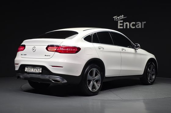 Mercedes-Benz GLC-Class GCL300 4MATIC Coupe — пробег 122 691 км — фото 2 из 5