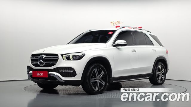 Mercedes-Benz GLE-Class GLE300d 4MATIC — пробег 136 097 км — фото 1 из 5