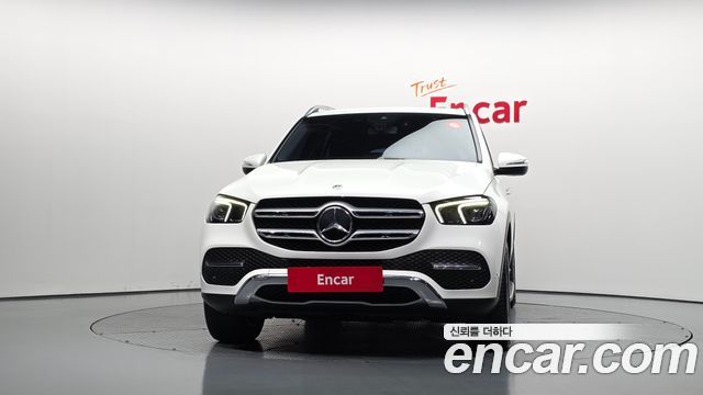 Mercedes-Benz GLE-Class GLE300d 4MATIC — пробег 136 097 км — фото 3 из 5