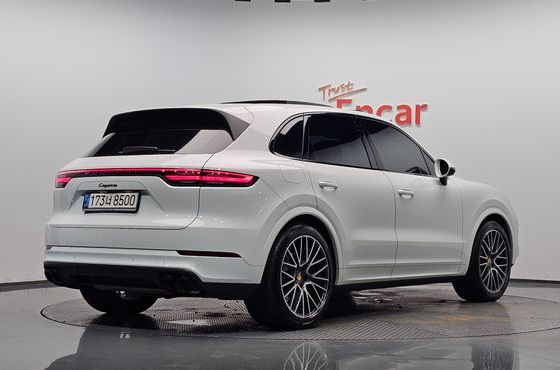 Porsche Cayenne 3.0 — пробег 48 972 км — фото 2 из 5