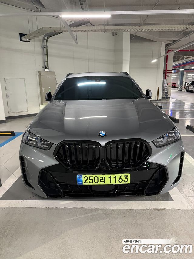 BMW X6 xDrive40i M Sport — пробег 3 800 км — фото 1 из 5