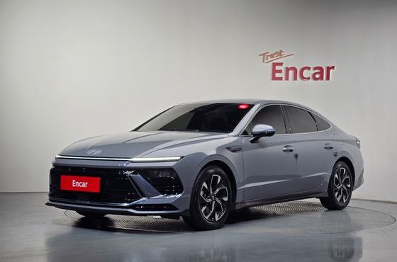 Hyundai Sonata 2.0 Exclusive — пробег 24 756 км — фото 1 из 5