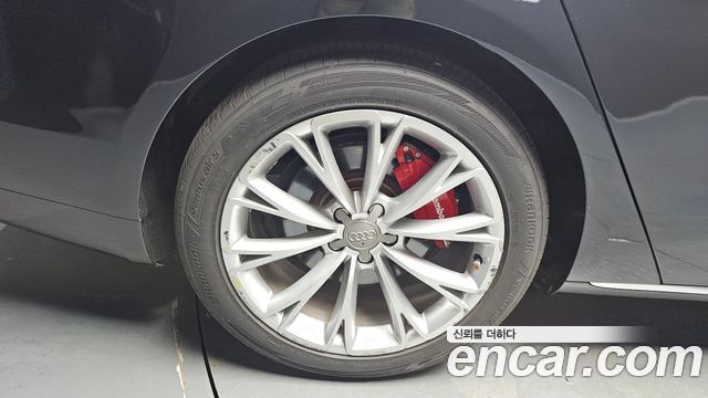 Audi A8 из Кореи Encar