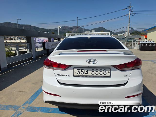 Hyundai AVANTE из Кореи Encar