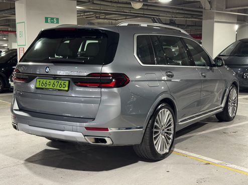 BMW X7 xDrive 40d Design Pure Excellence 7-Seater — пробег 8 350 км — фото 2 из 5