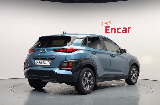 Hyundai Kona Modern Special — пробег 25 593 км — фото 2 из 5