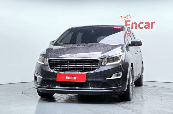 Kia Carnival 11-Seater Prestige — пробег 137 590 км — фото 3 из 5