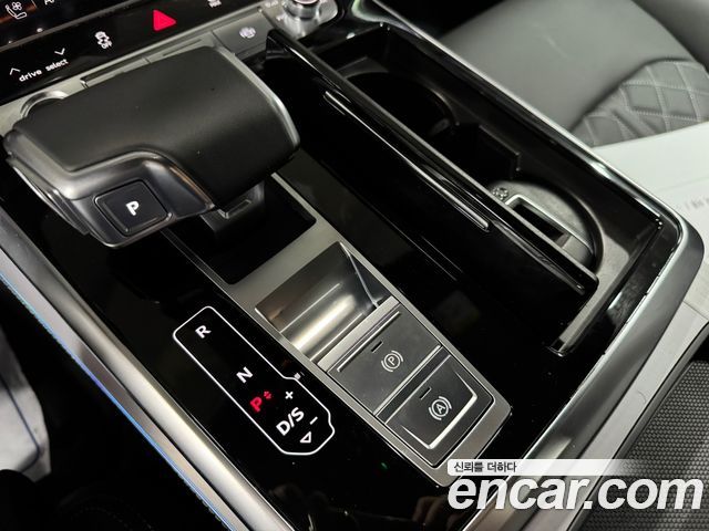 Audi Q8 из Кореи Encar