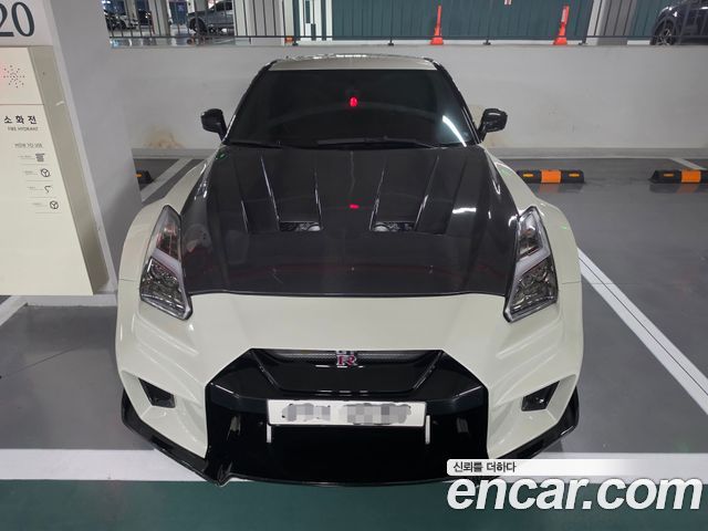 Nissan GT-R 3.8 Premium Edition R35 — пробег 145 000 км — фото 1 из 5