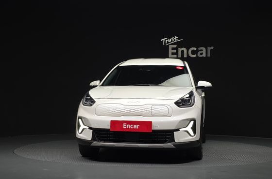 Kia Niro Earth — пробег 112 058 км — фото 3 из 5