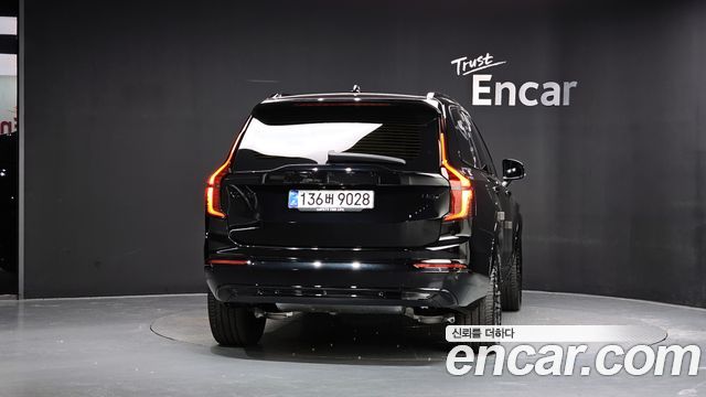 Volvo XC90 B6 Black Edition — пробег 3 864 км — фото 4 из 5