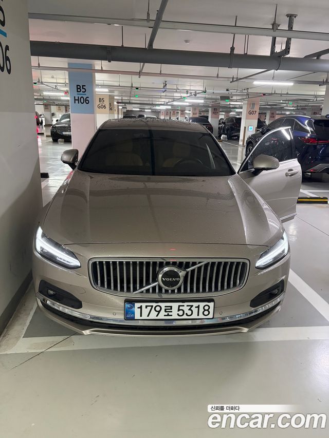 Volvo S90 B6 AWD Ultimate Bright — пробег 21 700 км — фото 1 из 5