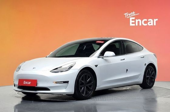 Tesla Model 3 Long Range AWD — пробег 110 335 км — фото 1 из 5