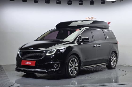 Kia Carnival 9-seater Hi-Limousine Noblesse — пробег 154 750 км — фото 1 из 5