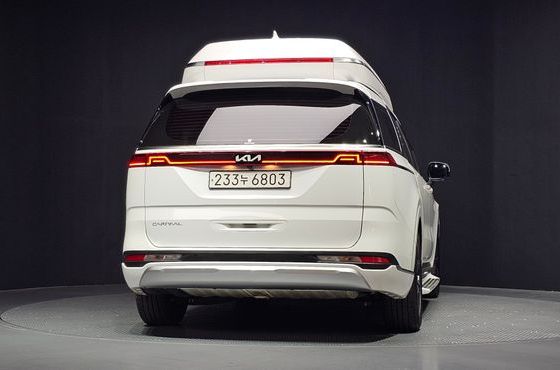 Kia Carnival Gasoline 9-Seater Hi-Limousine Signature — пробег 75 036 км — фото 4 из 5