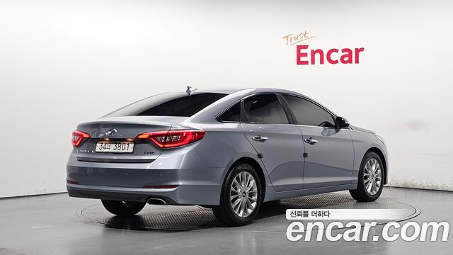 Hyundai Sonata 2.0 Care+ — пробег 61 610 км — фото 2 из 5