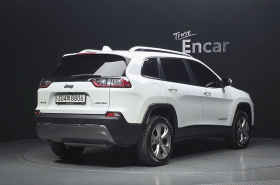 Jeep Cherokee 2.4 Limited AWD — пробег 17 356 км — фото 2 из 5