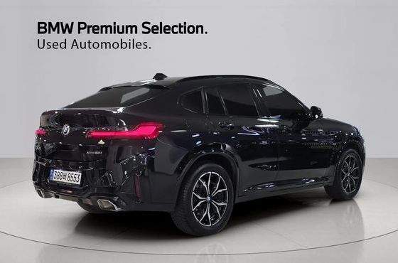 BMW X4 xDrive20i M Sport — пробег 31 228 км — фото 4 из 5